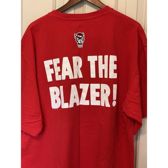 North Carolina State Wolfpack Red S/S Blazer T-Shirt Men's Size 2X Majestic NCAA - Picture 13 of 13